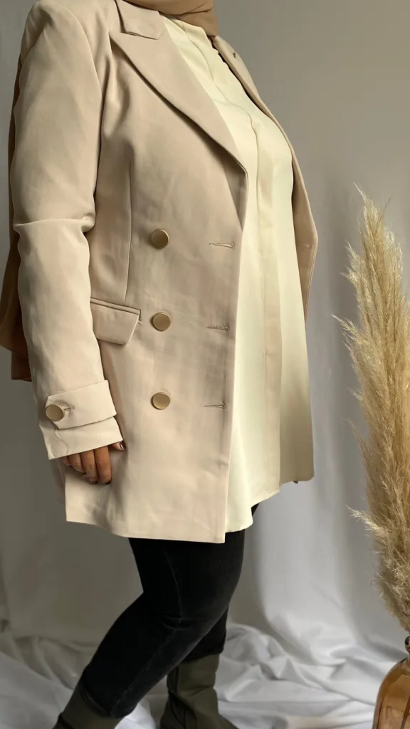blazer long beige bouton doré 