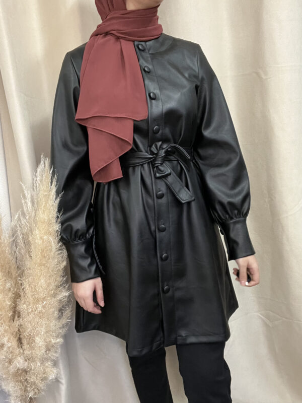 Tunique en cuir