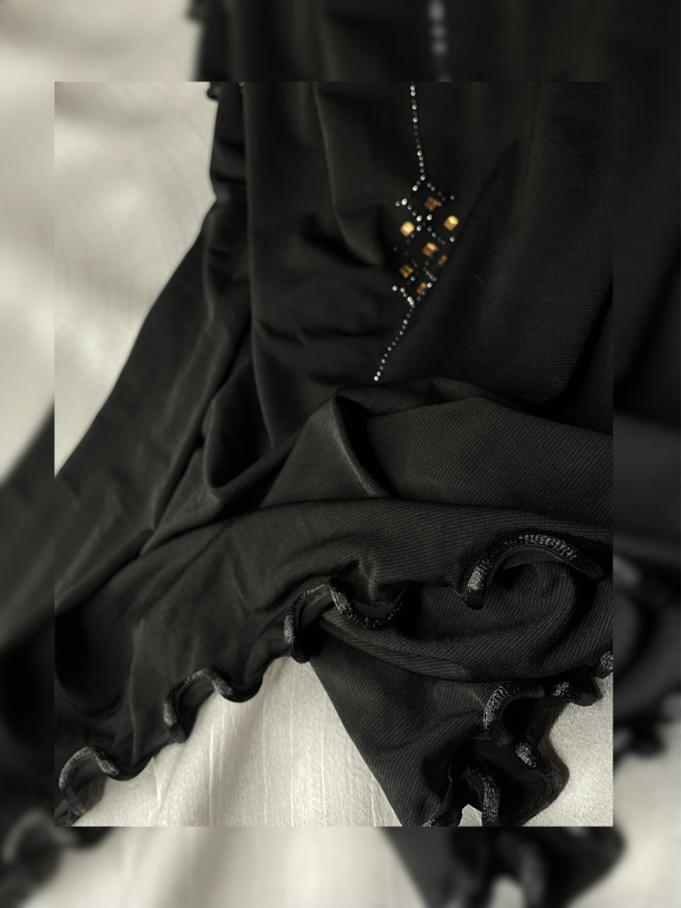 hijab jersey premium noir à strass et frisé