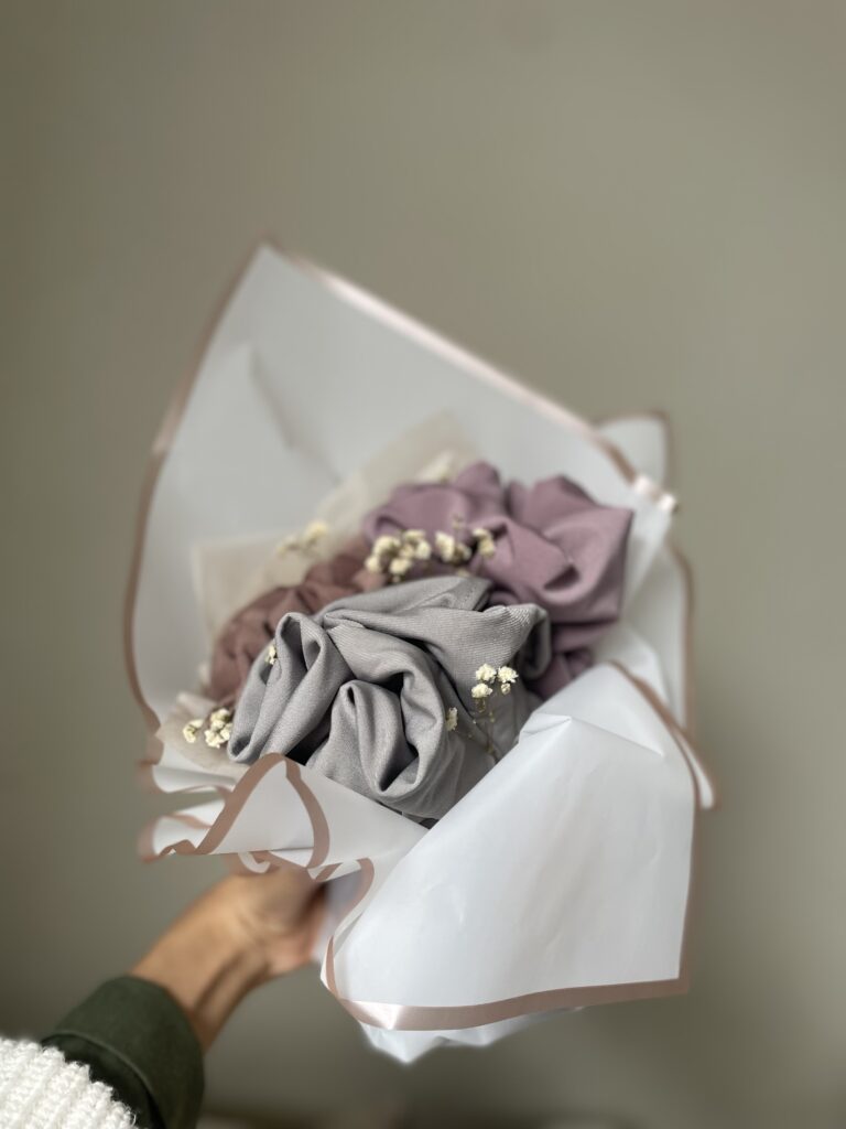 box hijab cadeau maman en bouquet de hijab