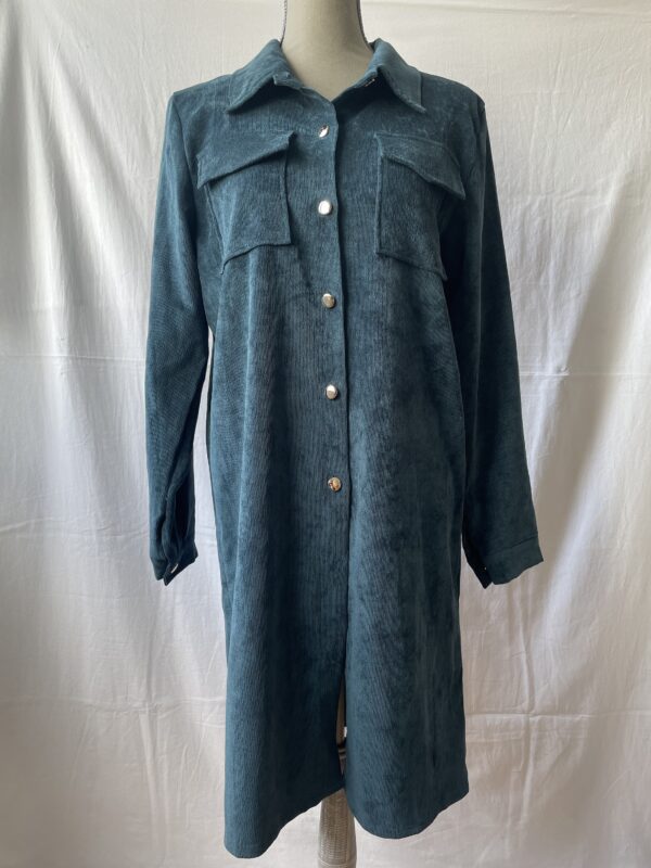 Chemise longue en velours – Image 3