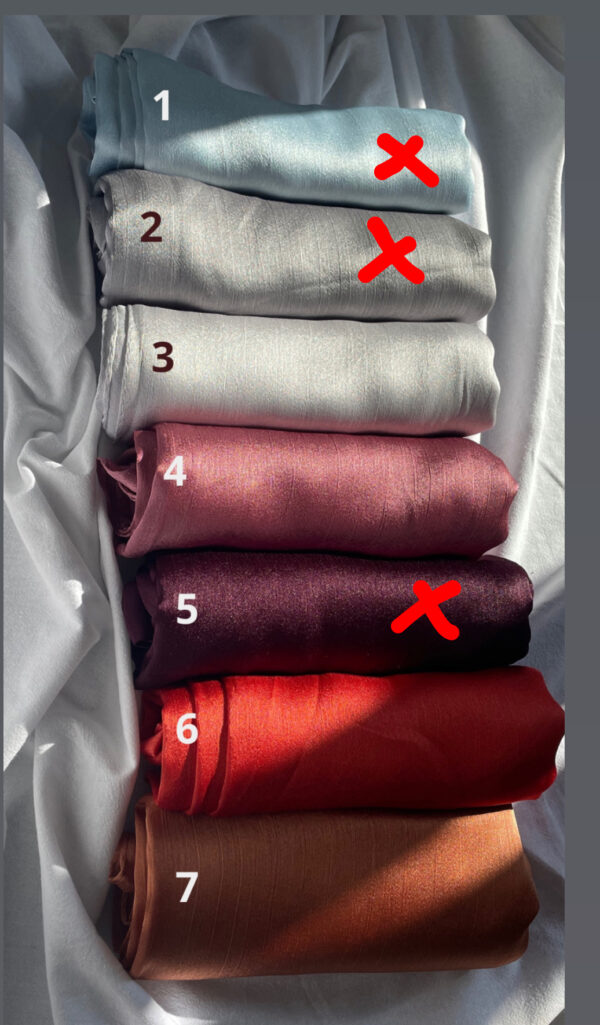 hijab satin à mettre dans un bouquet de hijabs