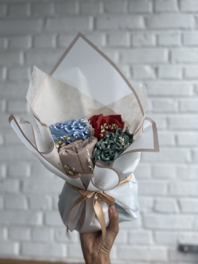 bouquet hijab personnalisé avec de jolie couleur 